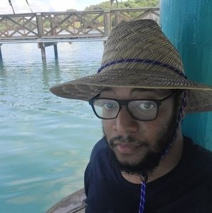 Meet your Posher, Devin